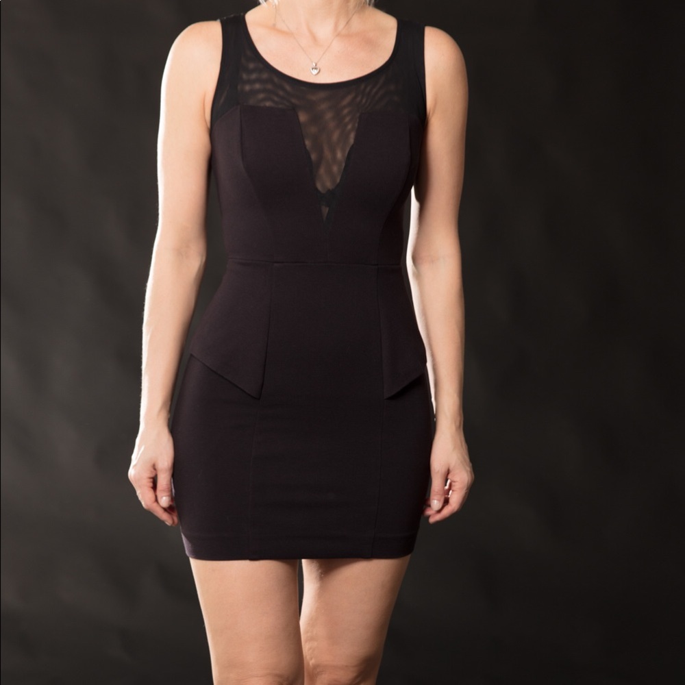 GUESS mesh peplum party dress. Size XS